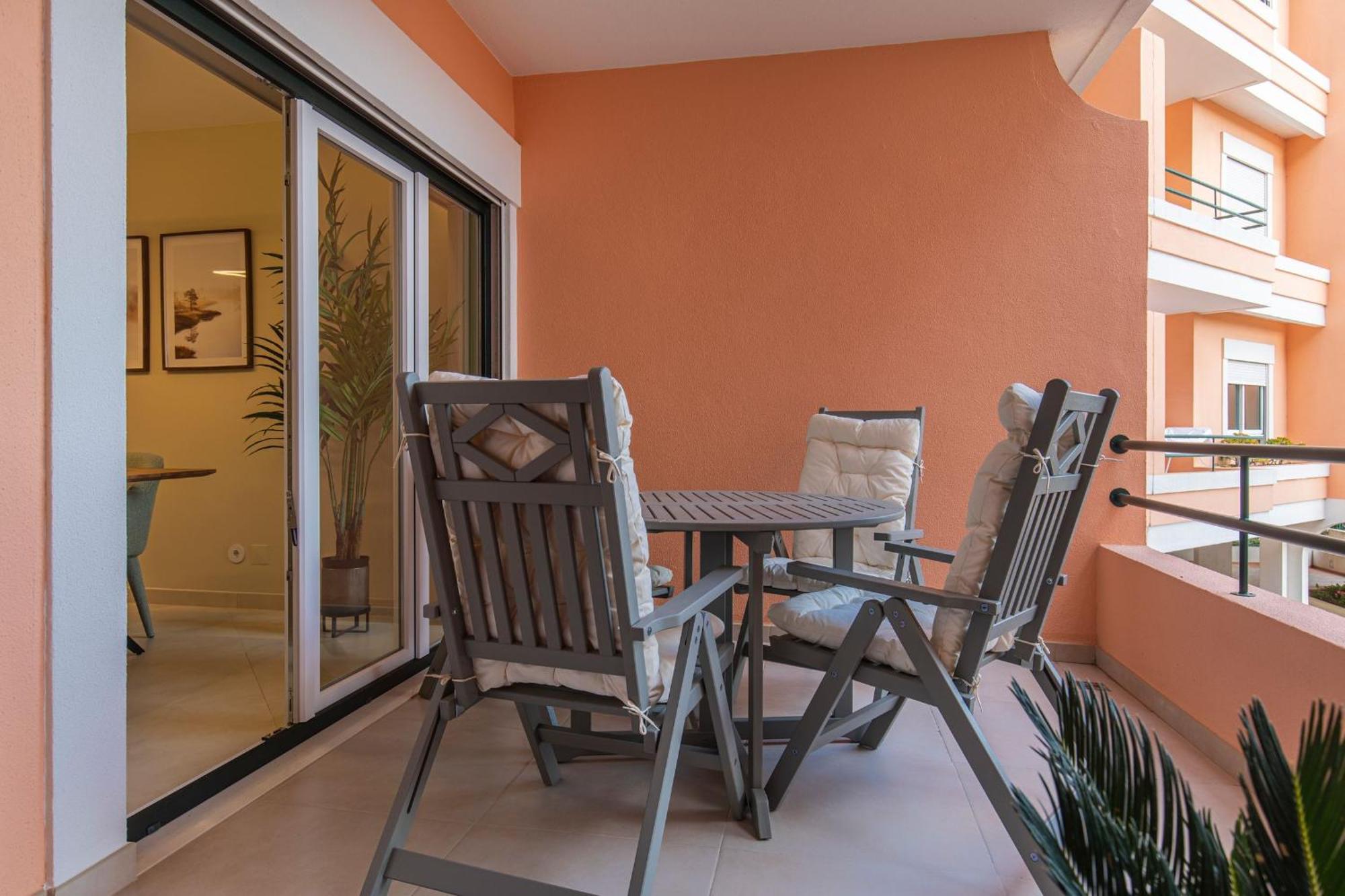 Deluxe 2Bdr Apartment In Carcavelos By Lovelystay Экстерьер фото